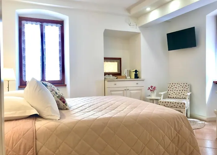 Casa Vittoria Πανσιόν Ρόβινι