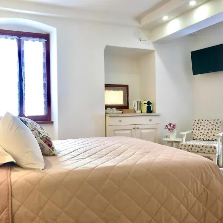 Casa Vittoria ゲストハウス ロヴィニ